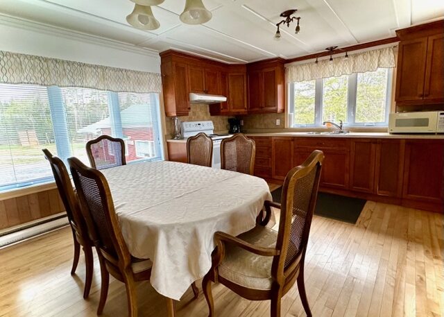 Cuisine et salle à diner